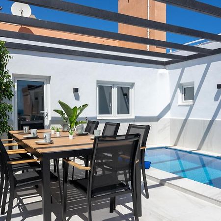 Unique Beachfront Rooftop In Fuengirola By Costarentals - Ref 59 Exterior photo